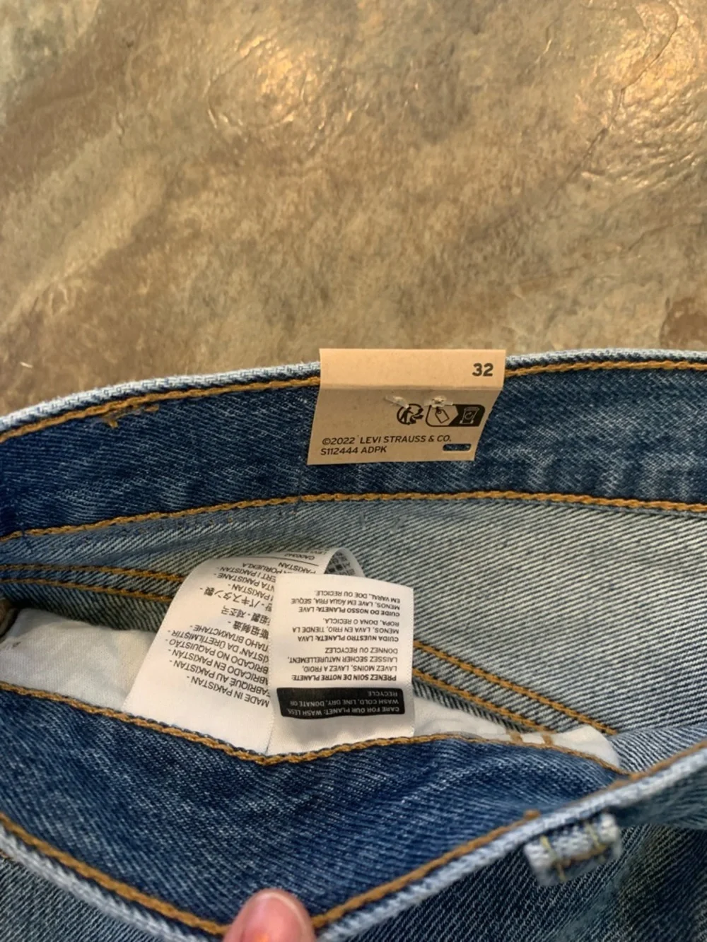 Levi’s jean skirt, size 32, NWT - Picture 3 of 4